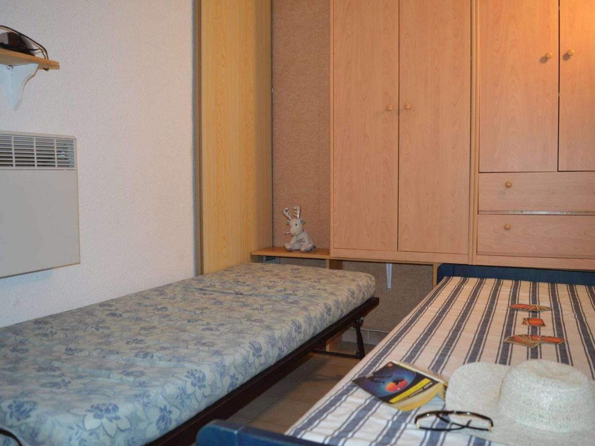 Studio Cabine A St-Raphael Avec Terrasse Et Parking, A 100M De La Plage - Fr-1-226A-23 Saint-Raphaël Exterior foto